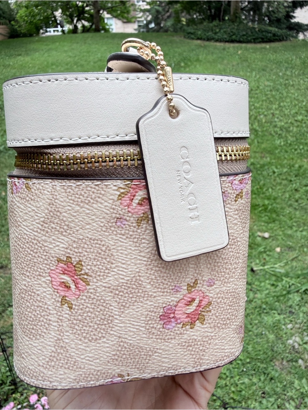 Coach Cosmetic Case In Signature Canvas With Floral Print - Picture 5 of 12